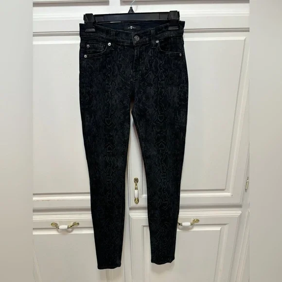 7 For All Mankind Snake Print Skinny Black Denim Jeans Size 25 - Picture 1 of 8